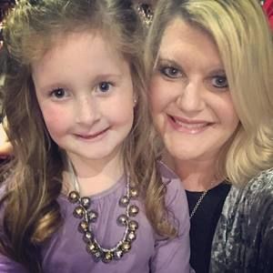 Meet your Posher, Whitney